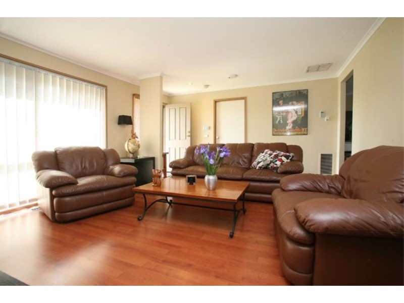 6 Horizon Boulevard, Hampton Park VIC 3976