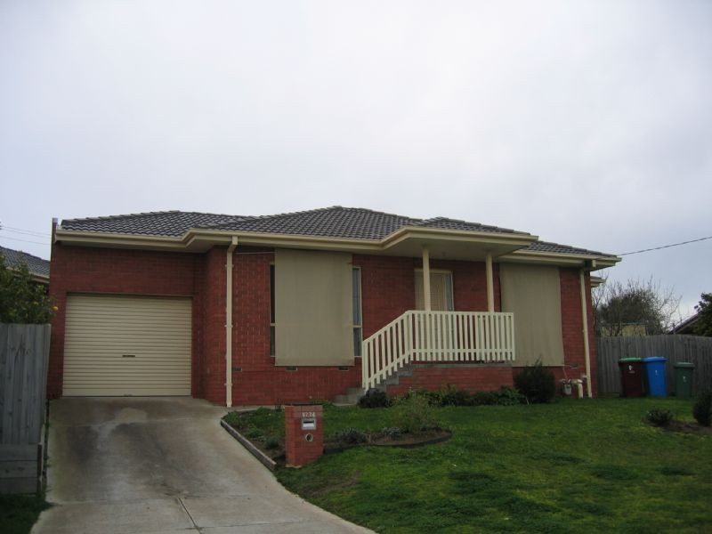 2/24 Meredith Crescent, Hampton Park VIC 3976