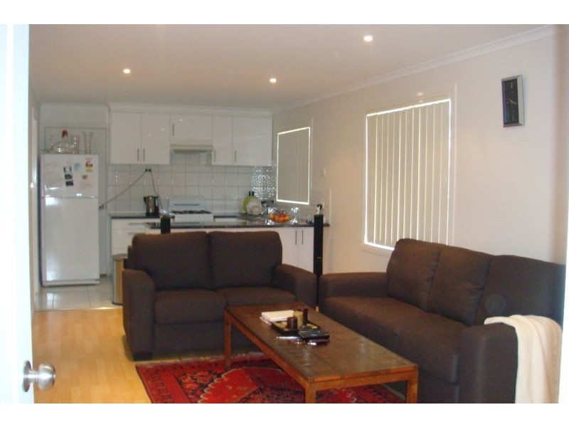 17 Henlow Rise, Hallam VIC 3803