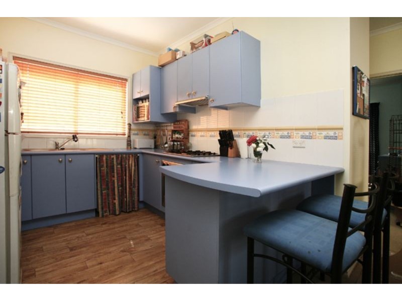 6 Cato Park Way, Lynbrook VIC 3975