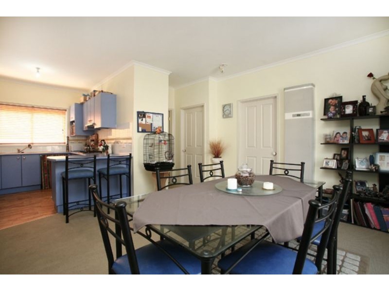 6 Cato Park Way, Lynbrook VIC 3975