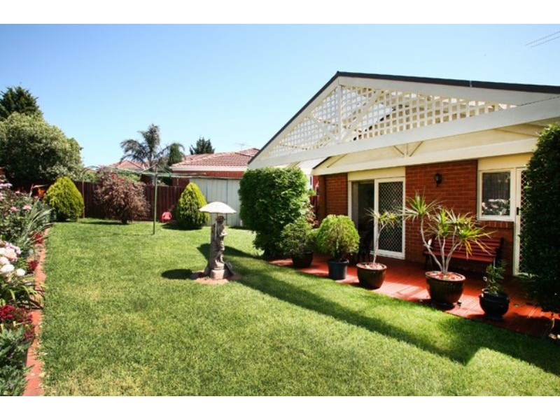 5 Candlebark CLose, Hampton Park VIC 3976