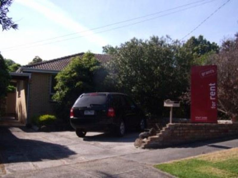 4 Leighton Court, Frankston VIC 3199
