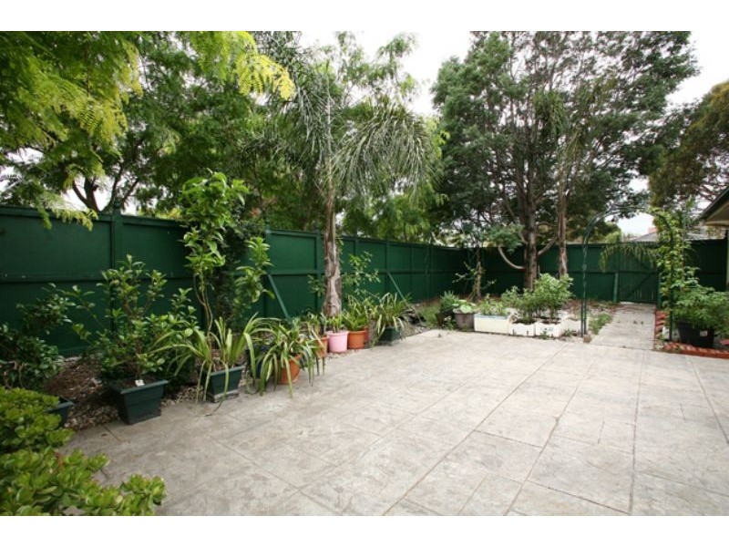 8 Buckley Way, Lynbrook VIC 3975