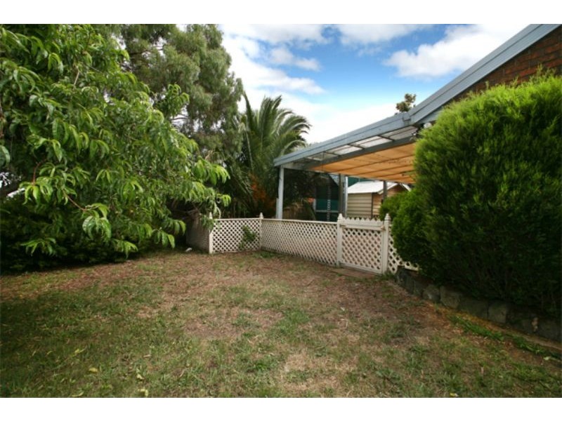 22 Beth Court, Hampton Park VIC 3976