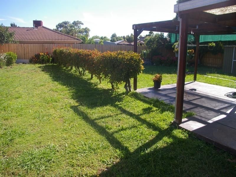 13 Saxonwood Drive, Narre Warren VIC 3805