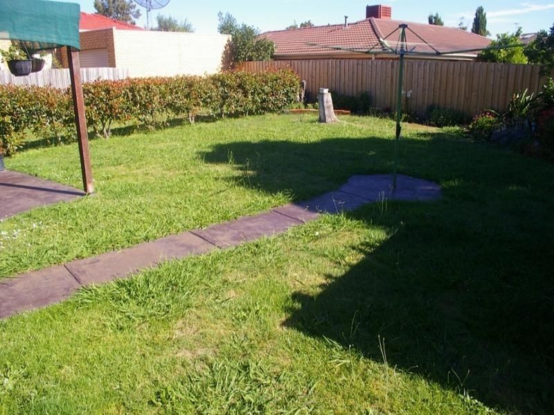 13 Saxonwood Drive, Narre Warren VIC 3805