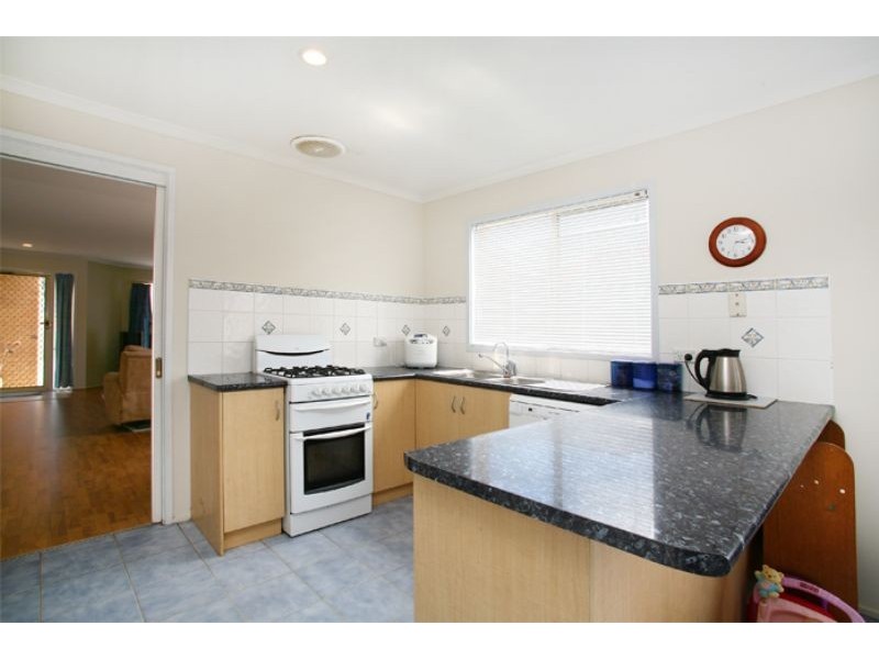 9 Burlington Chase, Hampton Park VIC 3976