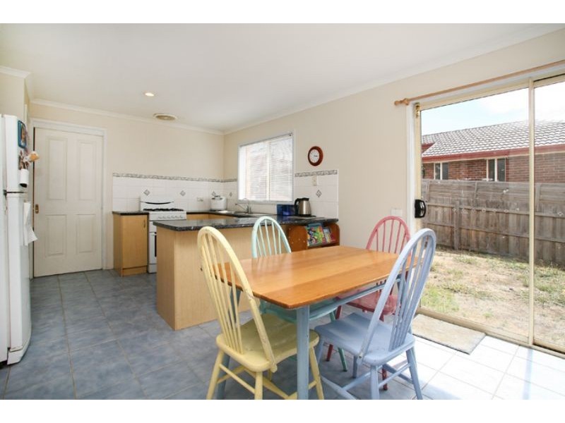 9 Burlington Chase, Hampton Park VIC 3976