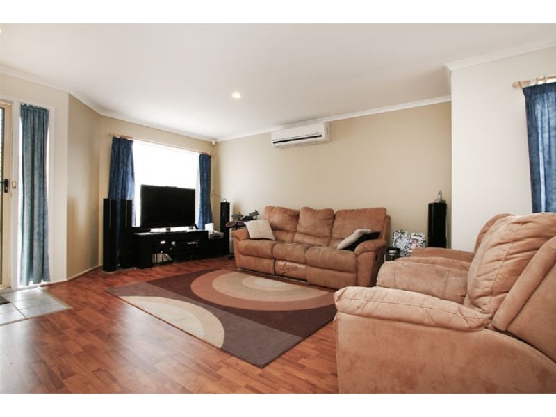 9 Burlington Chase, Hampton Park VIC 3976