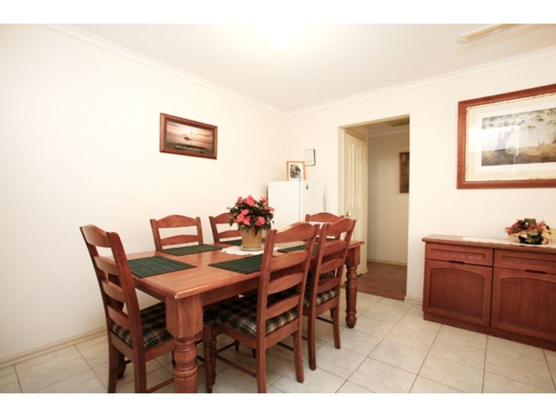 5 Fulham Close, Hampton Park VIC 3976