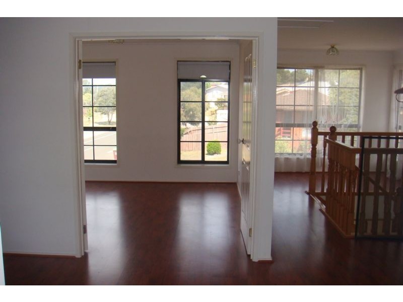 64 Willow Drive, Hampton Park VIC 3976