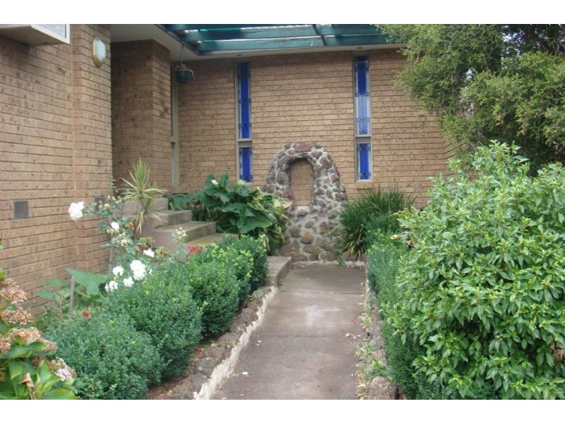 11 Cotham Square, Hampton Park VIC 3976