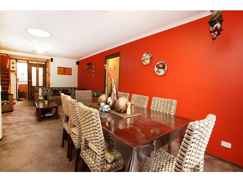 22 Simon Court, Hampton Park VIC 3976