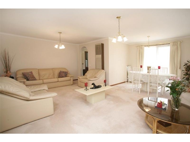 39 Cairns Road, Hampton Park VIC 3976