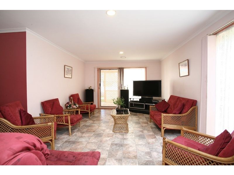 44 James Wyman Place, Hampton Park VIC 3976