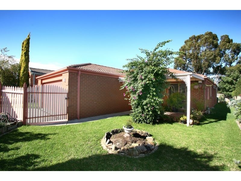 44 James Wyman Place, Hampton Park VIC 3976
