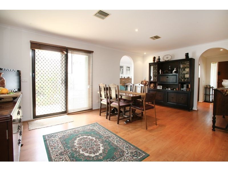 5 Blackwood Drive, Hampton Park VIC 3976