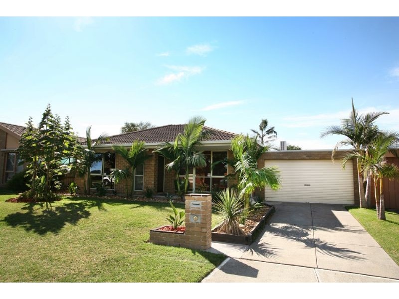 4 Alaster Court, Hampton Park VIC 3976