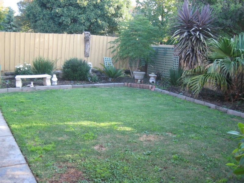 2 Parkland Avenue, Hampton Park VIC 3976