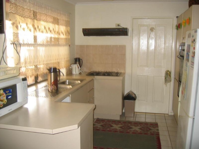 8 Hazeldene Court, Hampton Park VIC 3976