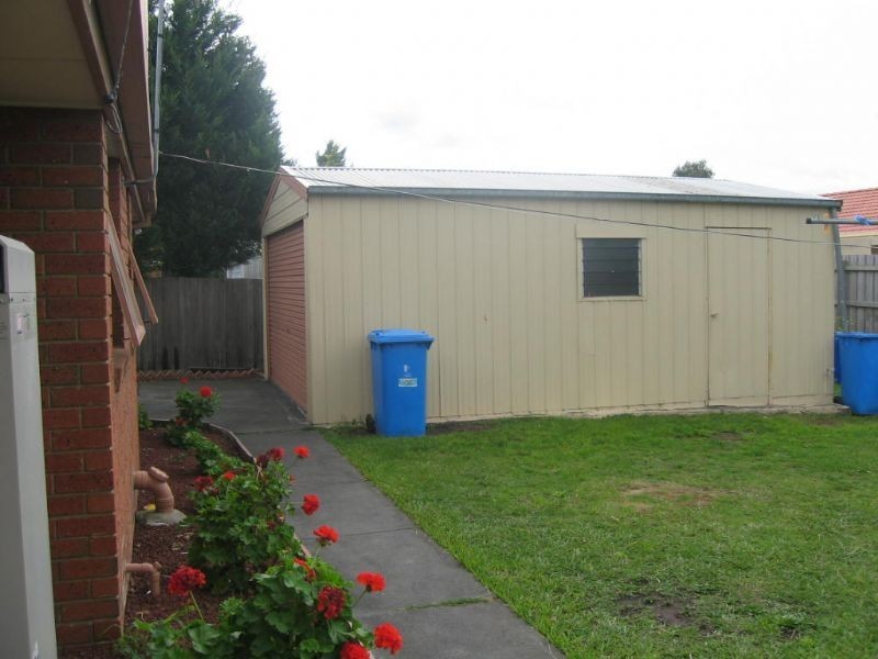 8 Hazeldene Court, Hampton Park VIC 3976