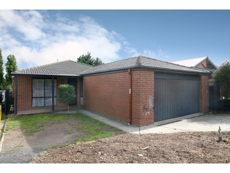 7 Edith Rise, Hampton Park VIC 3976