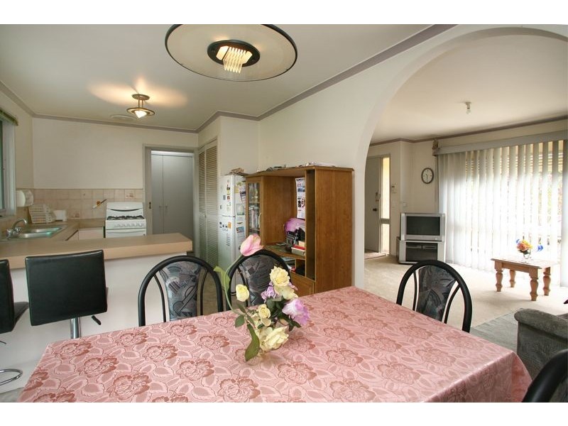 5 Strong Drive, Hampton Park VIC 3976