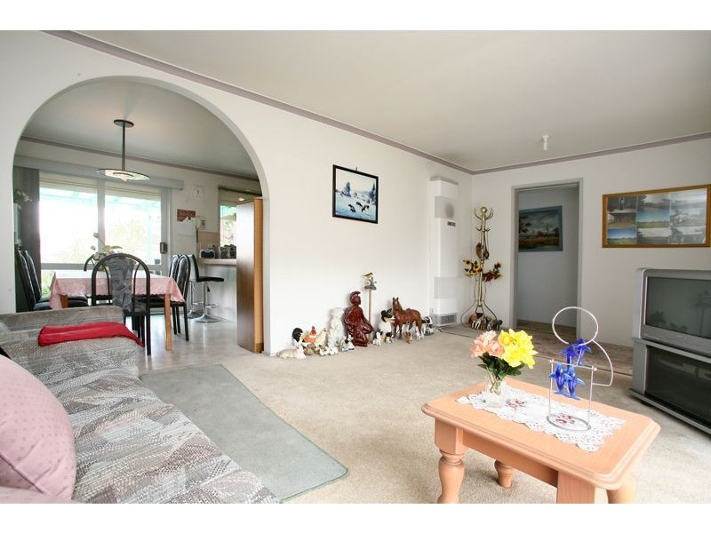 5 Strong Drive, Hampton Park VIC 3976