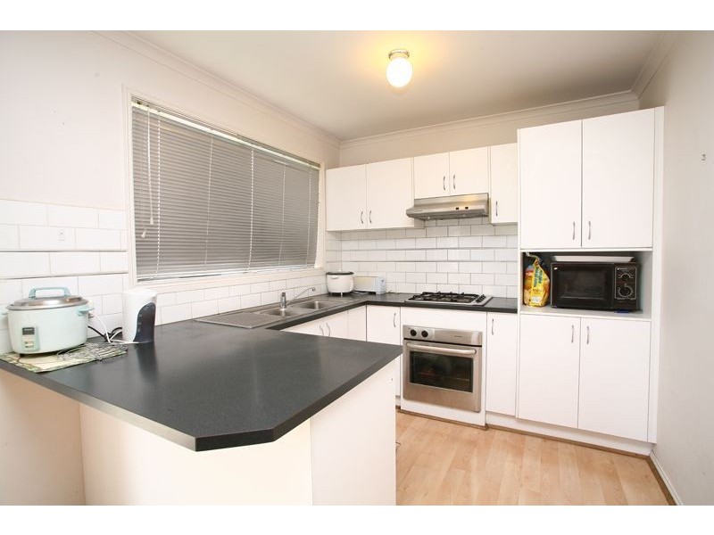 2 The Glade, Hampton Park VIC 3976