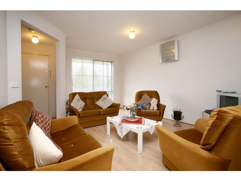 2 The Glade, Hampton Park VIC 3976