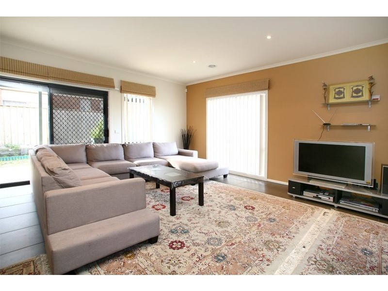 14 Carabeen Way, Lyndhurst VIC 3975