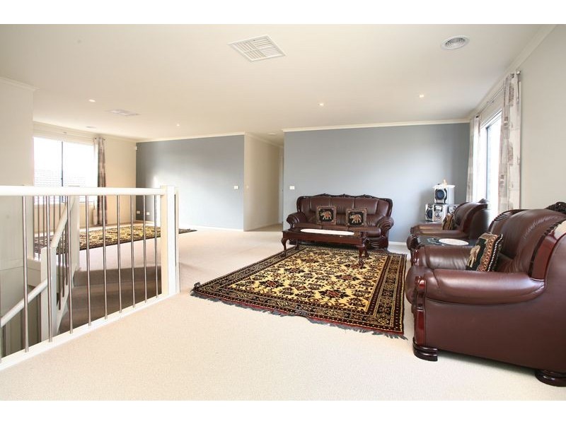 14 Carabeen Way, Lyndhurst VIC 3975