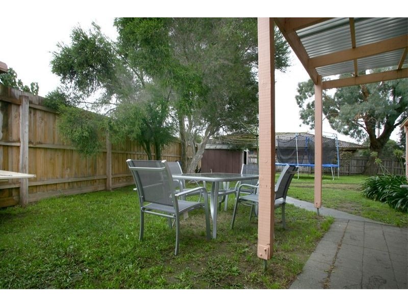 4 Hedley Place, Hampton Park VIC 3976