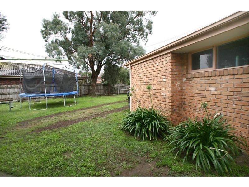 4 Hedley Place, Hampton Park VIC 3976