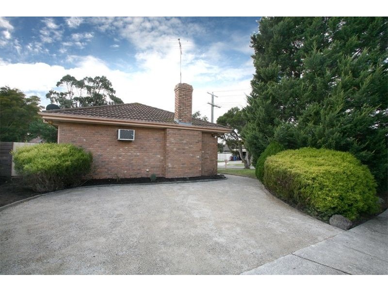 4 Hedley Place, Hampton Park VIC 3976
