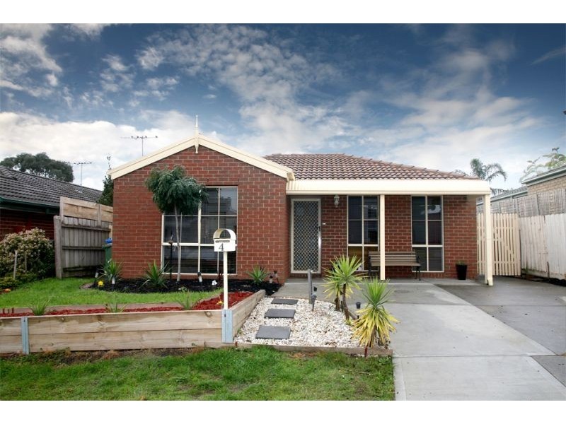 4 The Ridge, Hampton Park VIC 3976