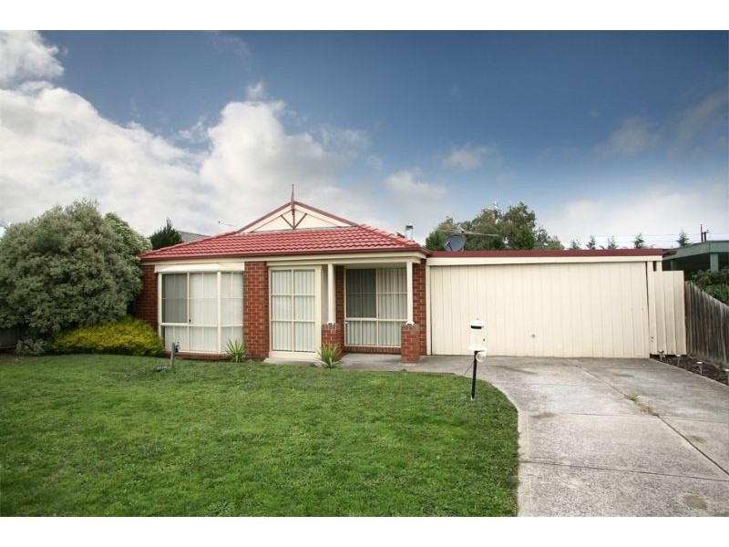 4 Beech Place, Hallam VIC 3803