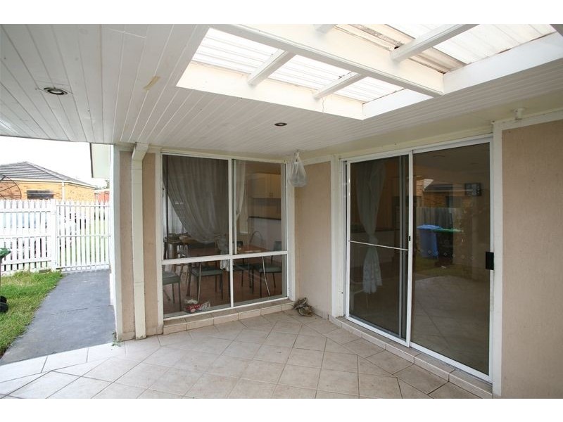 38 Branton Drive, Hampton Park VIC 3976