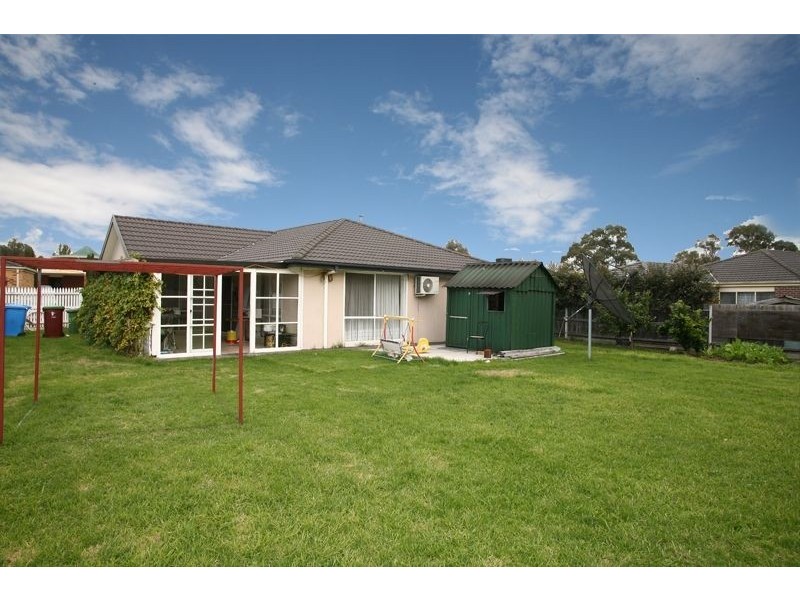 38 Branton Drive, Hampton Park VIC 3976