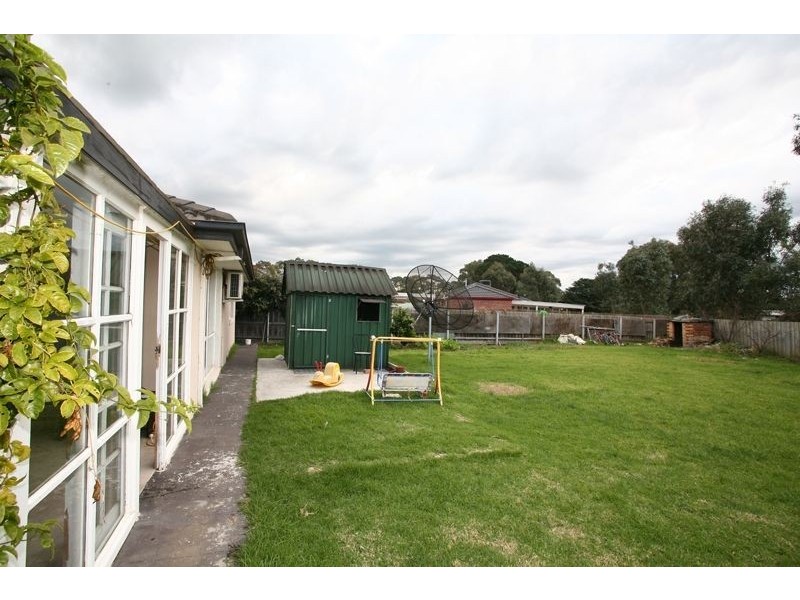 38 Branton Drive, Hampton Park VIC 3976