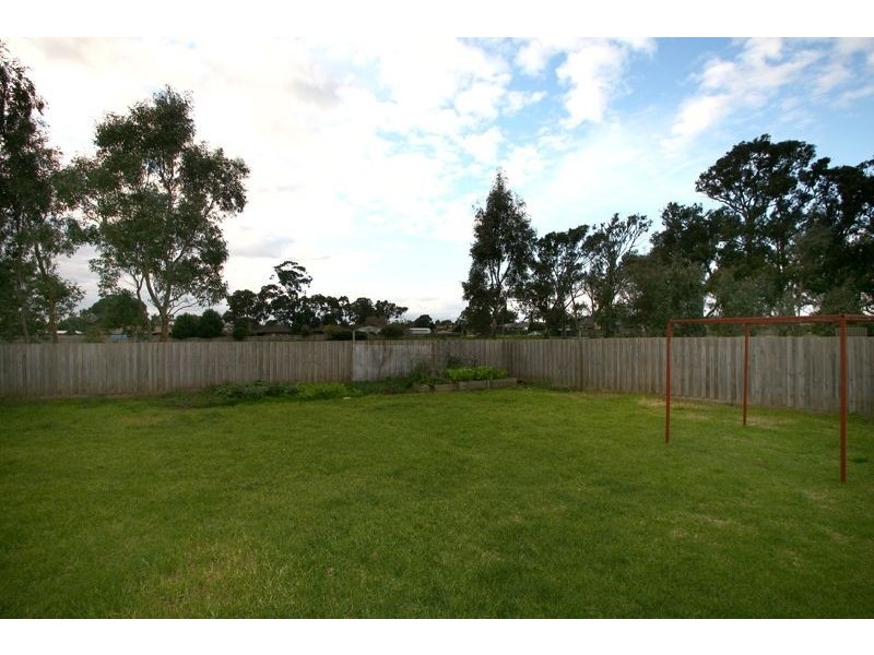 38 Branton Drive, Hampton Park VIC 3976