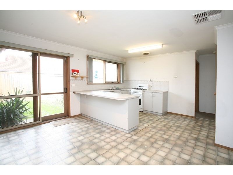 78 Warana Drive, Hampton Park VIC 3976