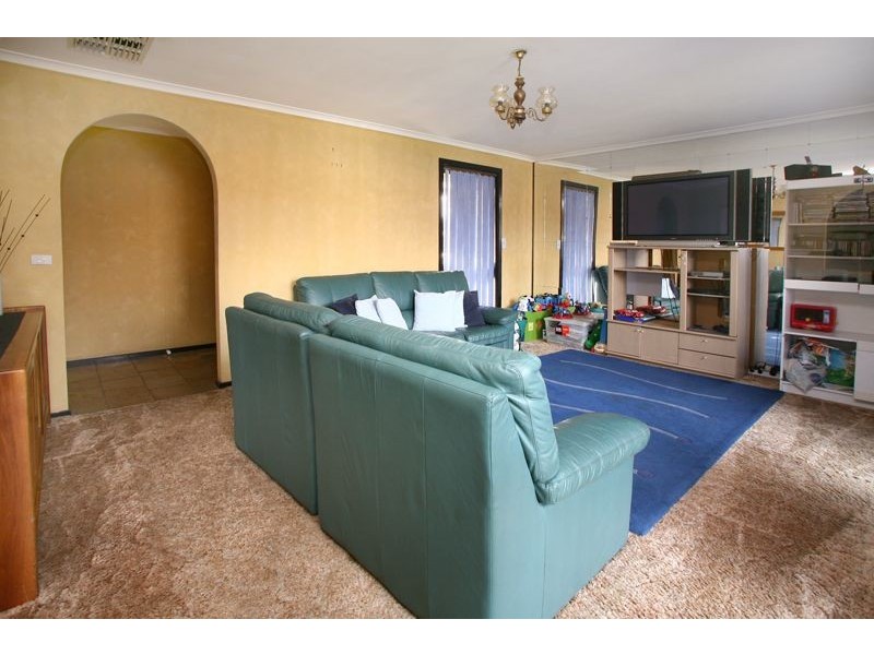6 Pound Road, Hampton Park VIC 3976