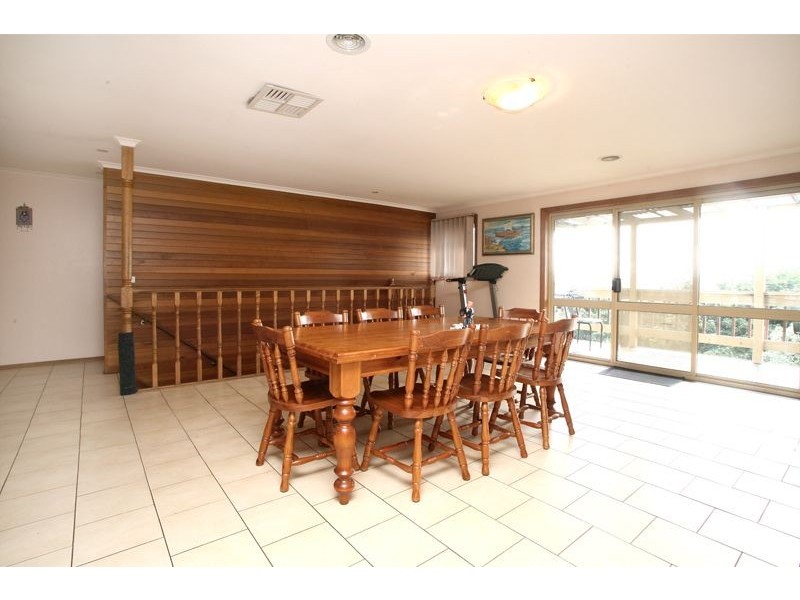 48 Justin Circuit, Hampton Park VIC 3976