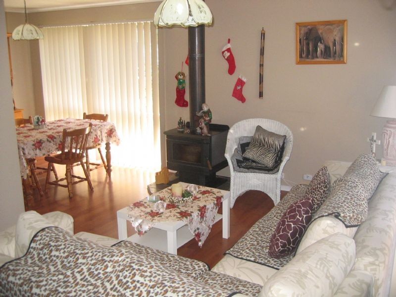 11 Bill Place, Hampton Park VIC 3976