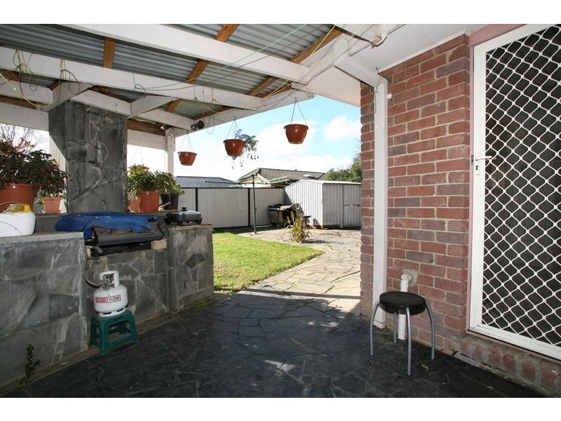 4 Adley Place, Hampton Park VIC 3976