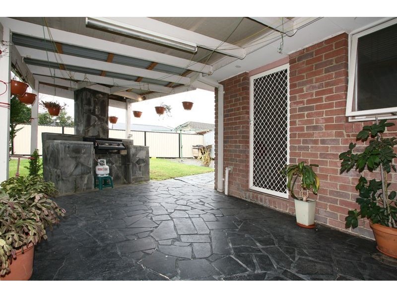4 Adley Place, Hampton Park VIC 3976