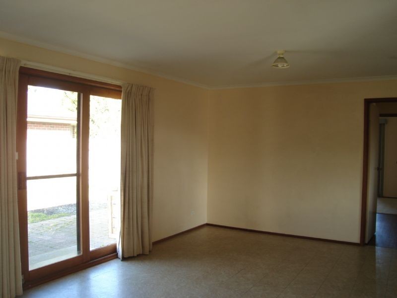 1 Porto Court, Cranbourne North VIC 3977