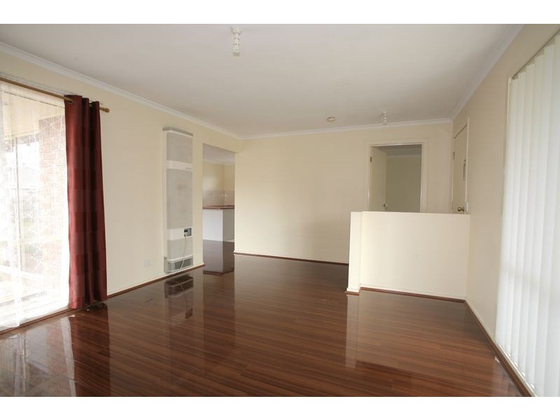 4 Redwood Avenue, Hampton Park VIC 3976